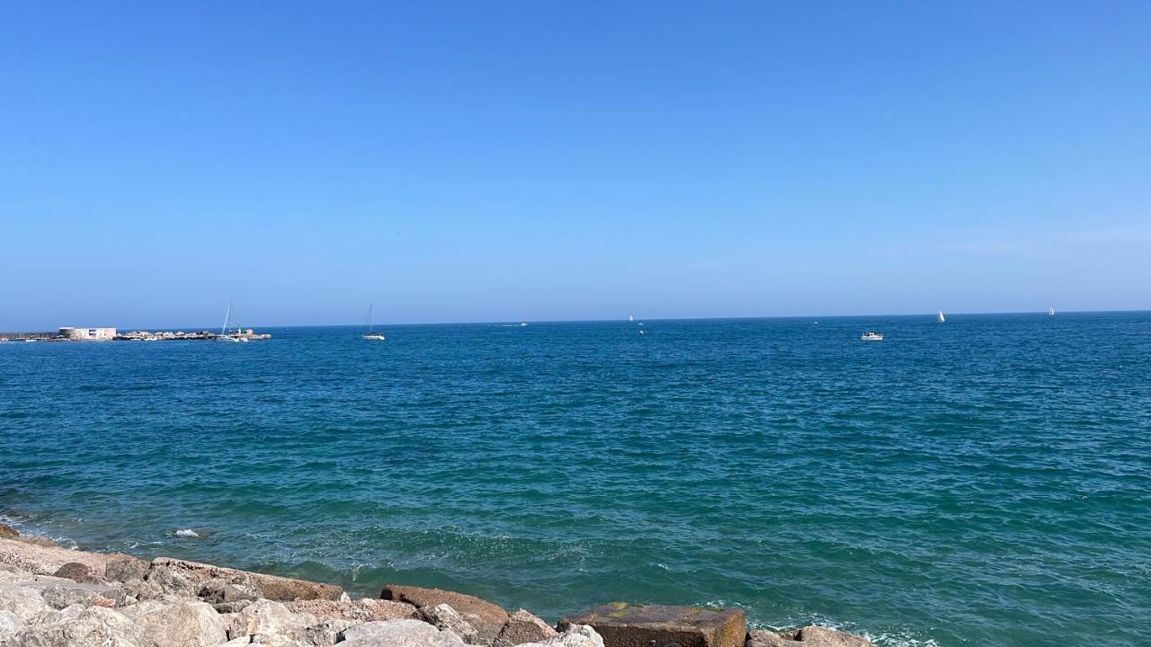 Appartement T2, Climatise, Wifi, Parking Et Piscine Prives Sète Extérieur photo